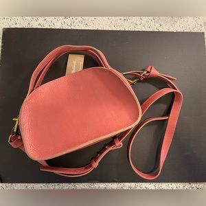 Made well crossbody purse